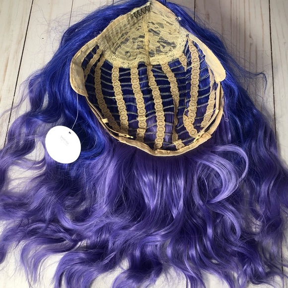 Blue to Purple Ombré Shoulder Length Wavy Wig without Bangs - New, never worn - Picture 4 of 9